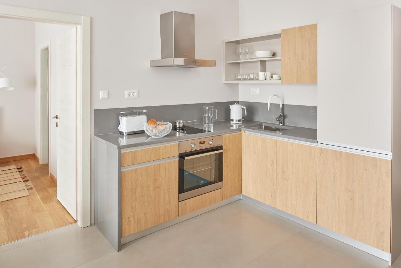 Eol Apartments Сплит Экстерьер фото